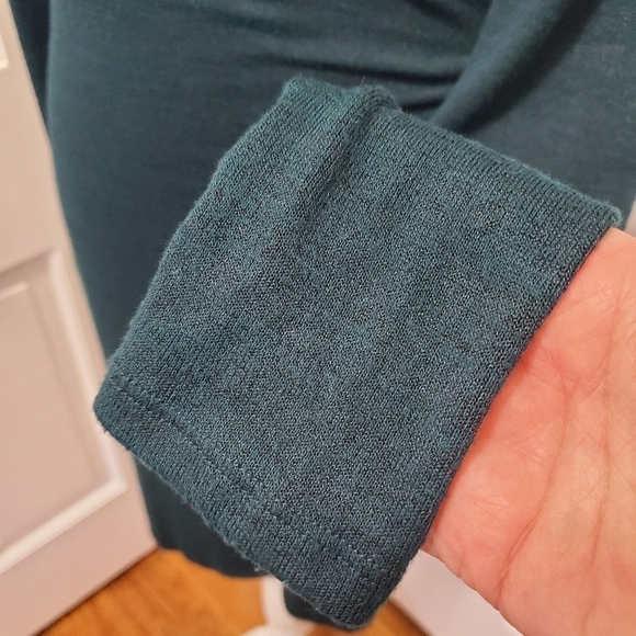 Forever 21 Teal Green Faux Wrap Knit Dress Size Medium, Classic - Picture 3 of 13